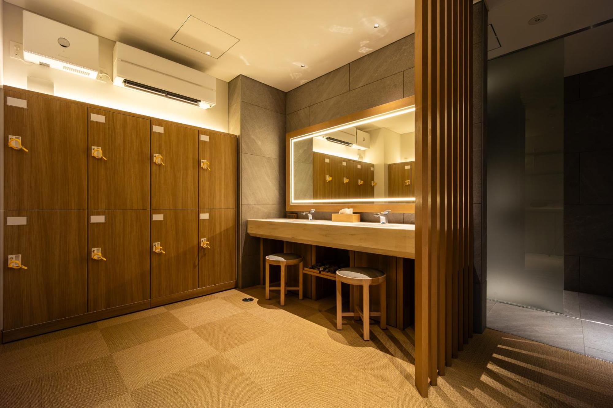 One Suite The Grand Nakijin Buitenkant foto